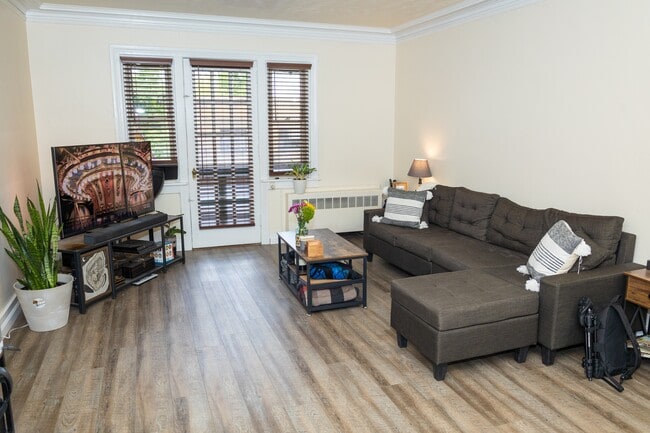 Hempstead Road Apartments in Pittsburgh, PA - Foto de edificio - Building Photo