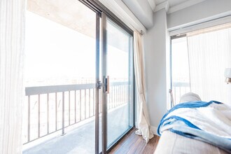 15 North Beacon St, Unit 402 in Boston, MA - Foto de edificio - Building Photo