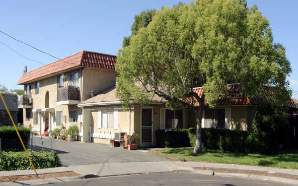 1973 Jacqueline Way in Concord, CA - Foto de edificio - Building Photo