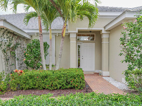 6400 Montserrat Dr in Vero Beach, FL - Building Photo - Building Photo