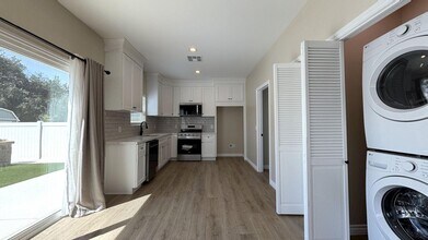 1018 College Ave in Redlands, CA - Building Photo - Building Photo