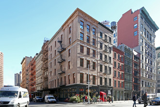 44 N Moore St in New York, NY - Foto de edificio - Primary Photo