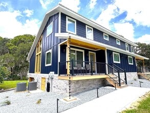 419 N Apopka Ave in Inverness, FL - Building Photo - Building Photo