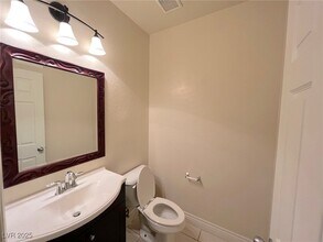 430 White Heart Rd in Las Vegas, NV - Building Photo - Building Photo