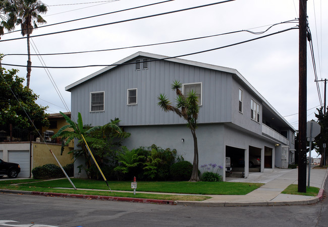 963 Virginia St in El Segundo, CA - Building Photo - Building Photo