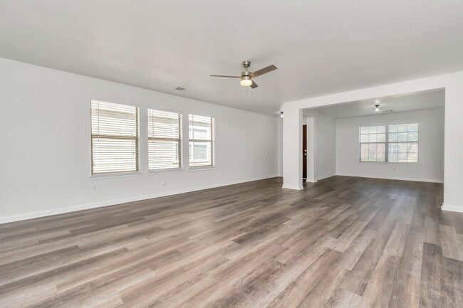 7019 Parkford Meadow Dr