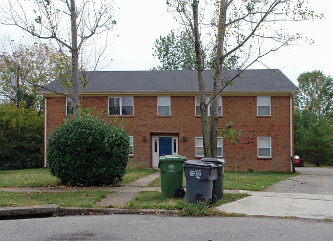 2897 Winter Garden Dr in Lexington, KY - Building Photo - Building Photo