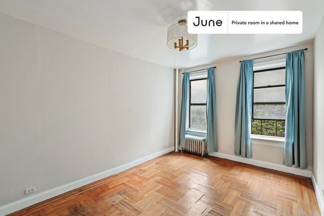 Room in Shared 4 bed/1 bath home in New York, NY - Foto de edificio - Building Photo