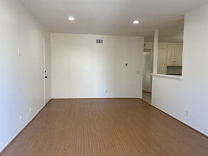 4846 Larwin Ave in Cypress, CA - Building Photo - Building Photo