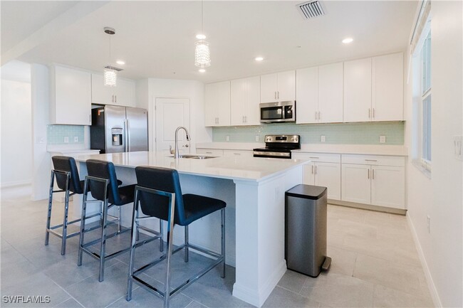 property at 5740 Oakmont Ct