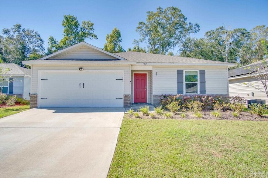 7809 Maxton Rd in Pensacola, FL - Building Photo