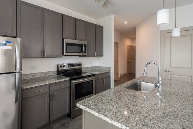 The Edge in Richmond, VA - Building Photo - Building Photo