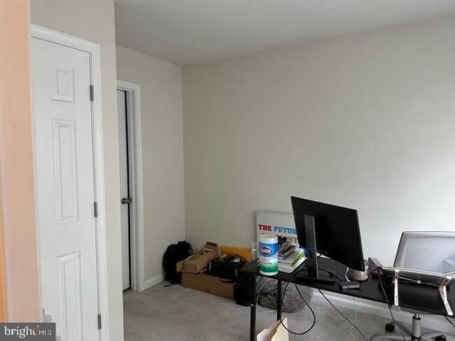 property at 7118 Rowlock Aly