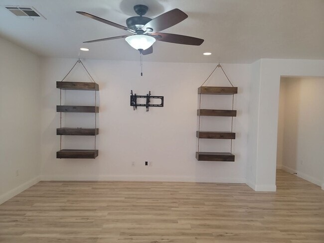 5836 Desert Crest Dr in Saint George, UT - Building Photo - Building Photo
