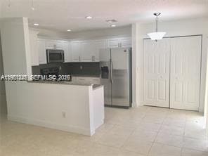 833 NW 208th Terrace in Pembroke Pines, FL - Building Photo - Building Photo