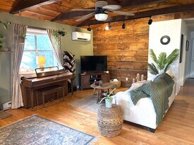 805 Clinkscales Rd in Columbia, MO - Building Photo