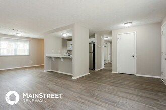 2153 Scarbrough Rd in Stone Mountain, GA - Building Photo - Building Photo