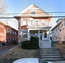 14 Quincy St in Medford, MA - Building Photo