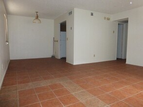 700 W University Dr, Unit 149 in Tempe, AZ - Foto de edificio - Building Photo