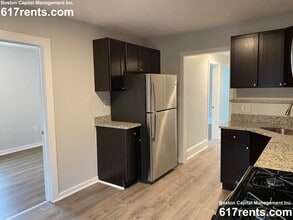 200 Congress Ave, Unit 3 in Chelsea, MA - Foto de edificio - Building Photo