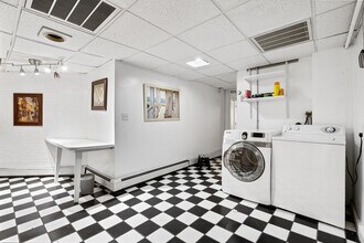 306 Commonwealth Ave, Unit 1 in Boston, MA - Building Photo - Building Photo