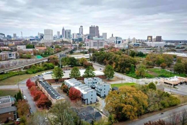 340 Eugenia St SW in Atlanta, GA - Building Photo - Building Photo