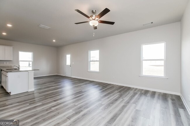 160 Avondale Blvd SE in Conyers, GA - Foto de edificio - Building Photo