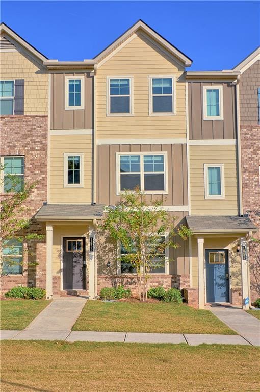 property at 1055 Bayrose Cir