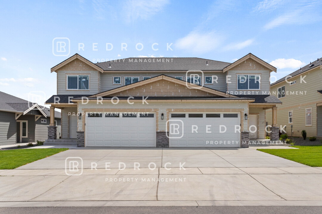1320 N Tschirley St in Spokane Valley, WA - Building Photo
