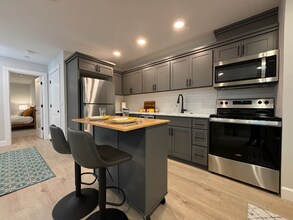 3815 SE Tenino St in Portland, OR - Building Photo - Building Photo