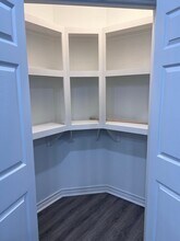 312 E Watson St in Willis, TX - Building Photo - Building Photo