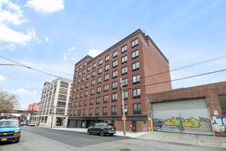 The Willow in Bronx, NY - Building Photo - Building Photo