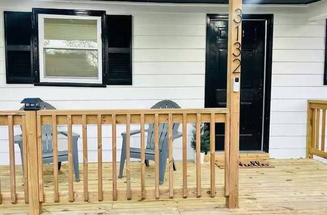 3132 Forrest Hills Dr SW in Atlanta, GA - Building Photo - Building Photo