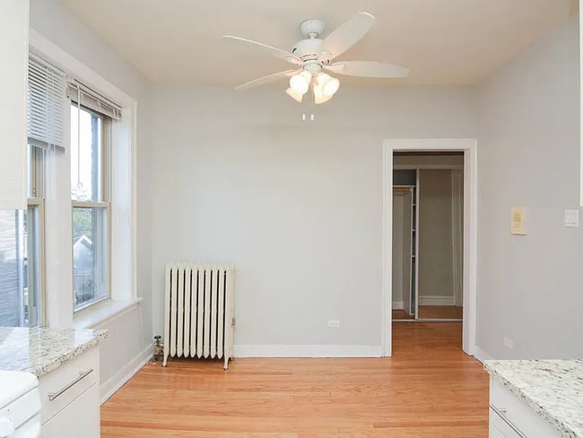 4238 N Paulina St, Unit 2E in Chicago, IL - Building Photo - Building Photo