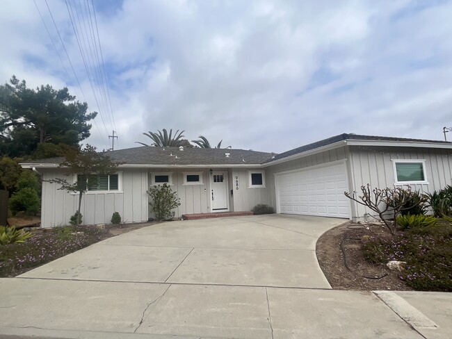 property at 9686 Wayfarer Dr
