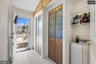 52 Florence Ln in Stafford Township, NJ - Building Photo - Building Photo