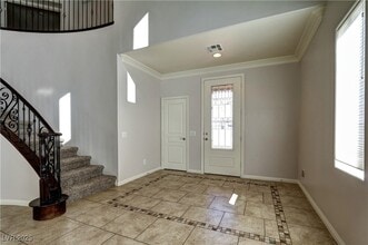 3789 Dusky Flycatcher St, Unit 2 in Las Vegas, NV - Building Photo - Building Photo