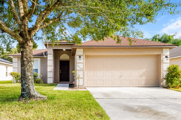 14145 Econ Woods Ln in Orlando, FL - Building Photo
