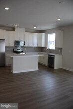 715 Platinum Dr in Phoenixville, PA - Building Photo - Building Photo