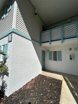 1051 Forrest Nelson Blvd in Port Charlotte, FL - Building Photo
