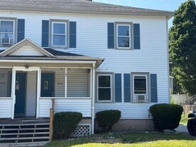 4068 Hill St in Palmer, MA - Building Photo