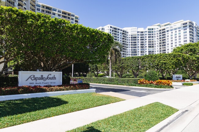 Rapallo in West Palm Beach, FL - Building Photo - Building Photo