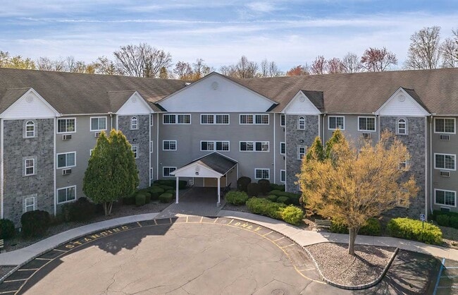 Pinecrest in Pine Bush, NY - Building Photo - Building Photo