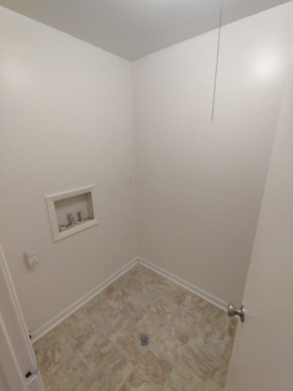 600 Reusens Rd in Lynchburg, VA - Foto de edificio - Building Photo