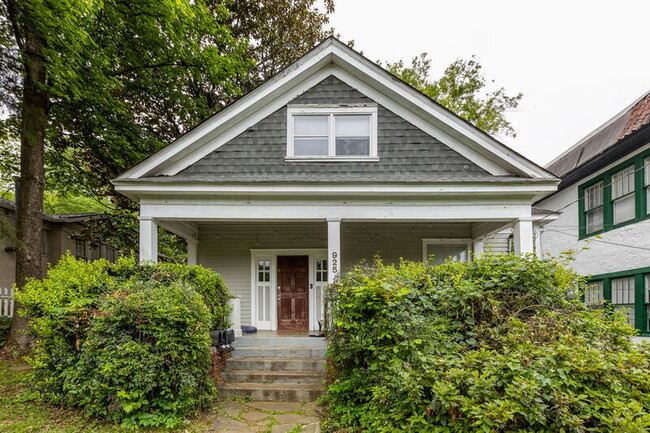 property at 925 Greenwood Ave NE