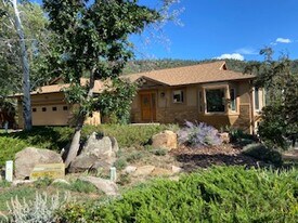 34 Lewis Mountain Ln in Durango, CO - Building Photo