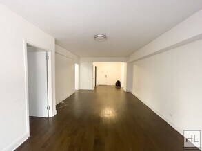 EAST 57 STREET, Unit 2D in New York, NY - Foto de edificio - Building Photo