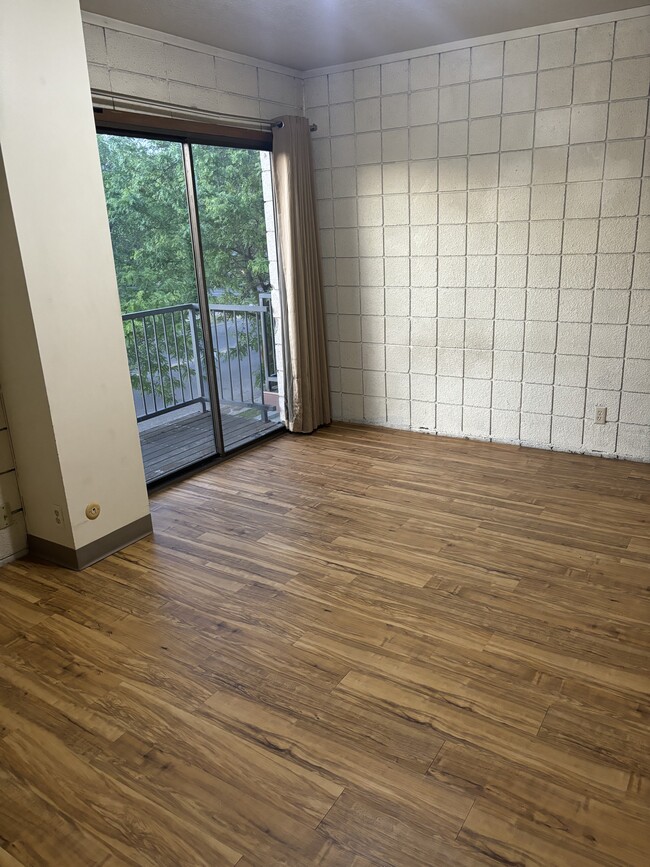 70 W 700 N, Unit 70D in Logan, UT - Building Photo - Building Photo