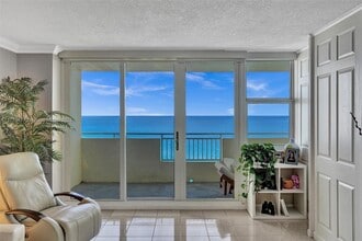 3180 S Ocean Dr in Hallandale Beach, FL - Building Photo - Building Photo