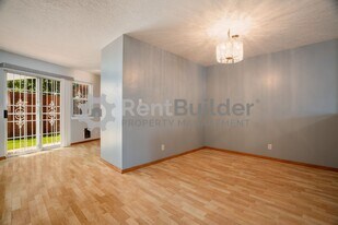 1272 Rosemont Ave NW in Albuquerque, NM - Building Photo